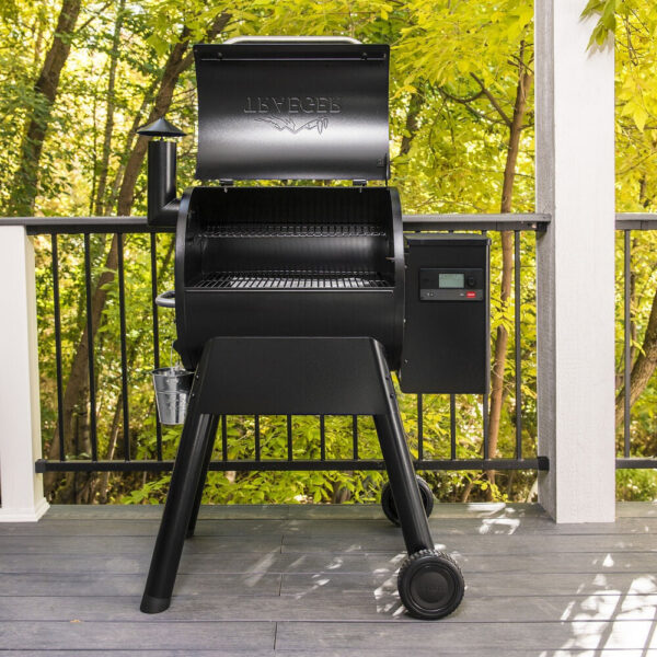 Traeger Pro 575 Black WiFi-Enabled Pellet Grill - Image 14