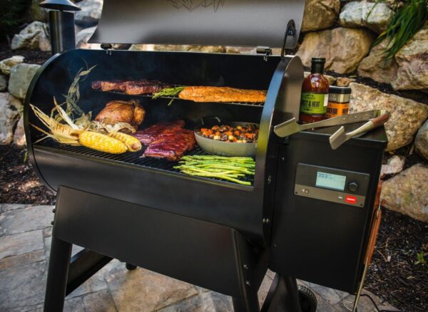 Traeger Black Pro 780 WiFi-Enabled Pellet Grill - Image 11