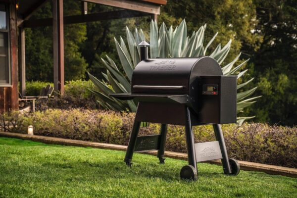 Traeger Black Pro 780 WiFi-Enabled Pellet Grill - Image 14