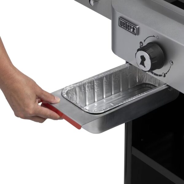 Weber 28" Griddle Liquid Propane Grill - Image 17