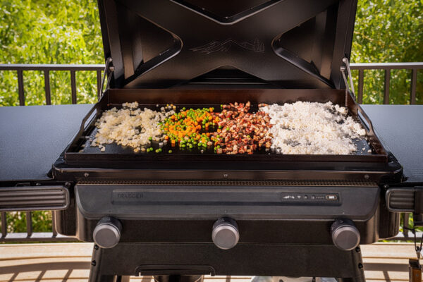 Traeger Flat Top Grill Flatrock™ Griddle - Image 7