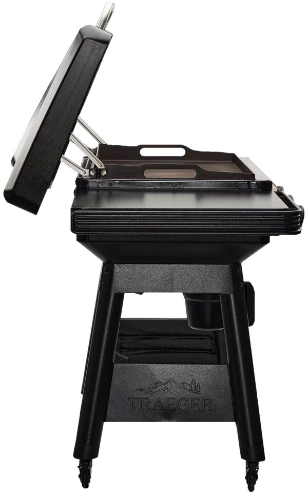 Traeger Flat Top Grill Flatrock™ Griddle - Image 10
