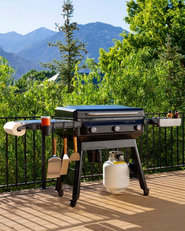 Traeger Flat Top Grill Flatrock™ Griddle - Image 17
