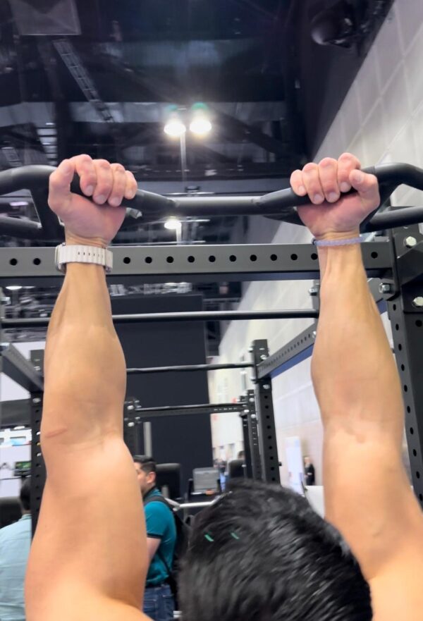 TGrip Commercial 4' Wide Rig - 3x3 Steel - Functional Multi-Grip Pull-Up - Sandwich Style J-Hooks - Image 4