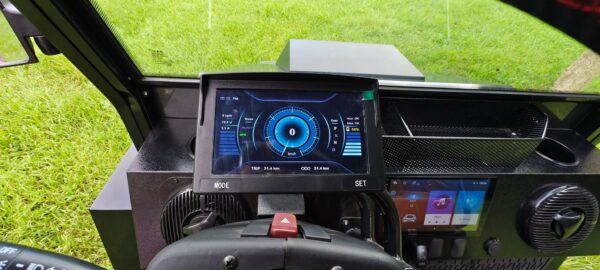 Hawk Yak 4 Seat Plug-In Hybrid 72V Lithium - Image 4