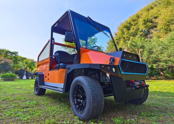 Hawk Yak SWB Utility Plug-In Hybrid 72V Lithium - Image 9