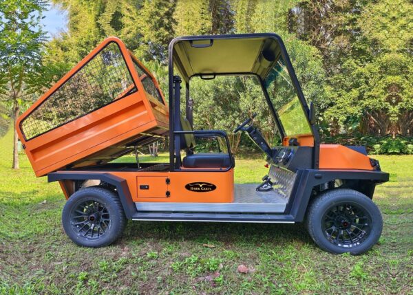 Hawk Yak SWB Utility Plug-In Hybrid 72V Lithium - Image 6